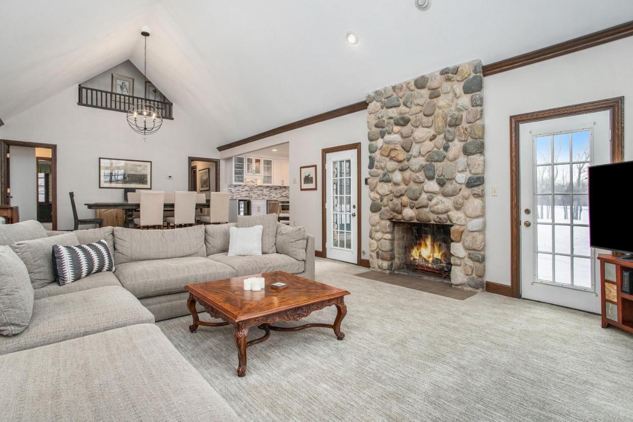 Villa Point O' Woods Benton Harbor Exterior foto